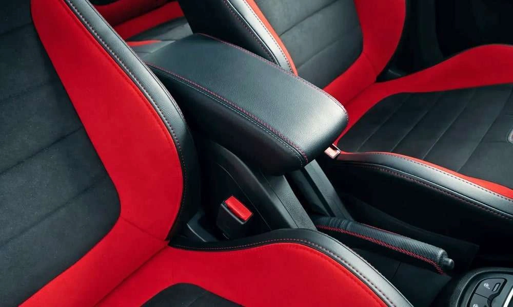 Lada Vesta SW Sportline - фото №31