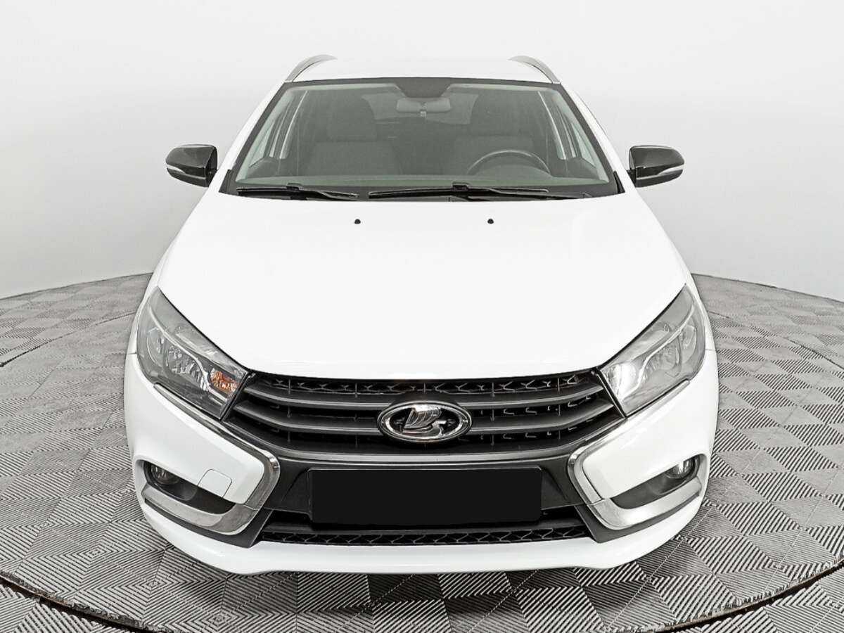 Lada (ВАЗ) Vesta SW, 2020 - фото №2